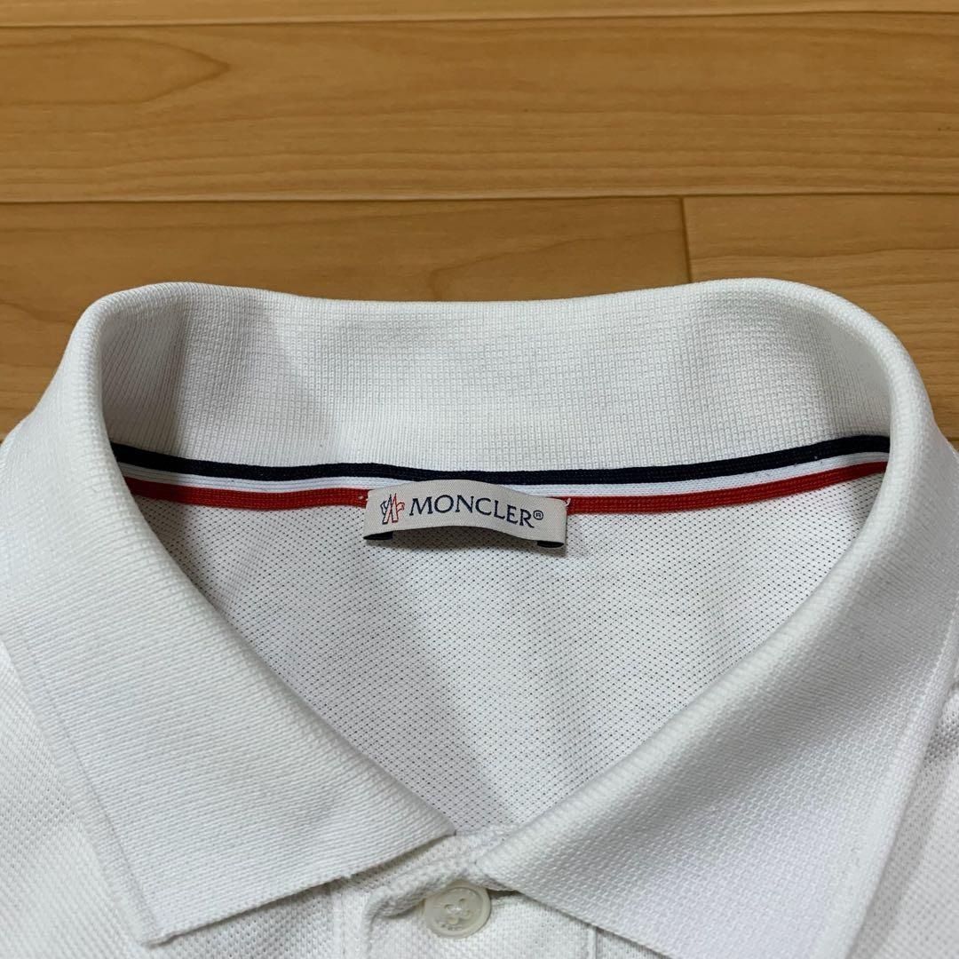 【美品】MONCLER モンクレール ポロシャツ ホワイト ロゴワッペン M モンクレール MONCLER ホワイト ポロシャツ ロゴワッペン - メルカリ