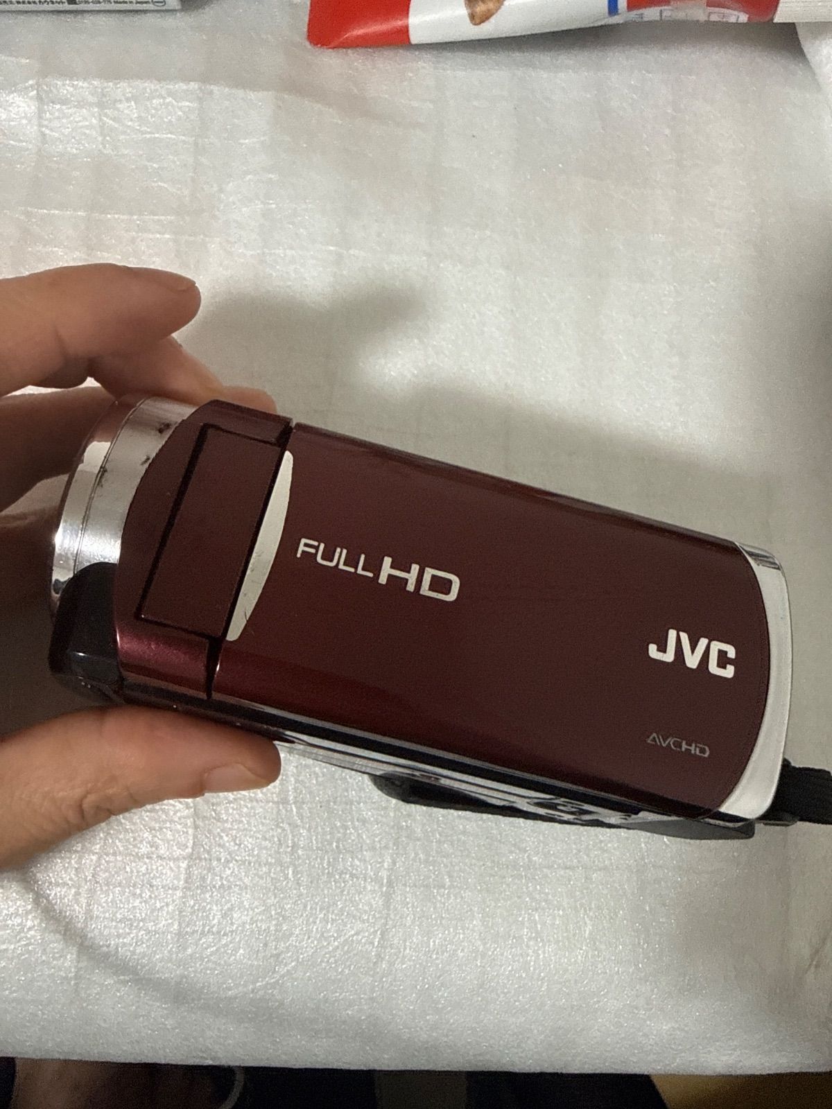 잘 작동하는 비디오 카메라 바디 JVC GZ-E180