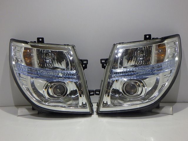 エルグランド ヘッドライト左右 キセノン HID E51 エルグランド ヘッド 