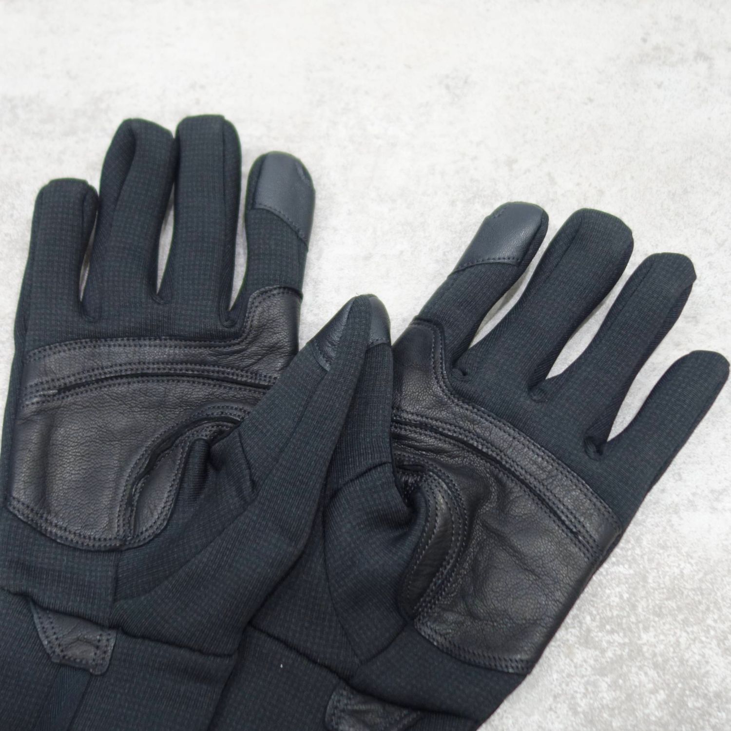 極美品 アークテリクス ARCTERYX Rivet Glove リベット グロ - メルカリ