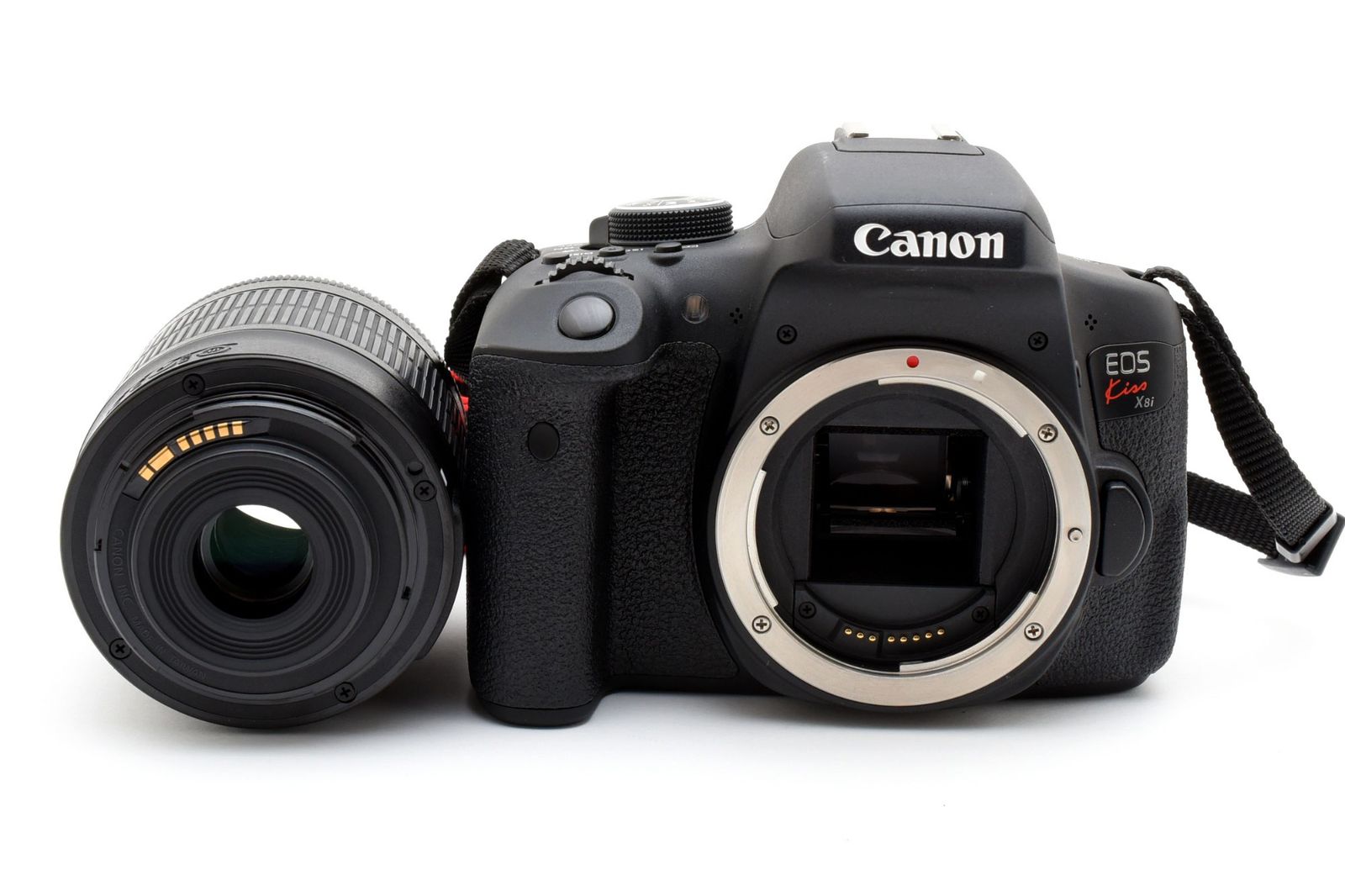 光学極上品】Canon キャノン EOS KISS X8i / EF-S18-55mm F3.5-5.6 IS