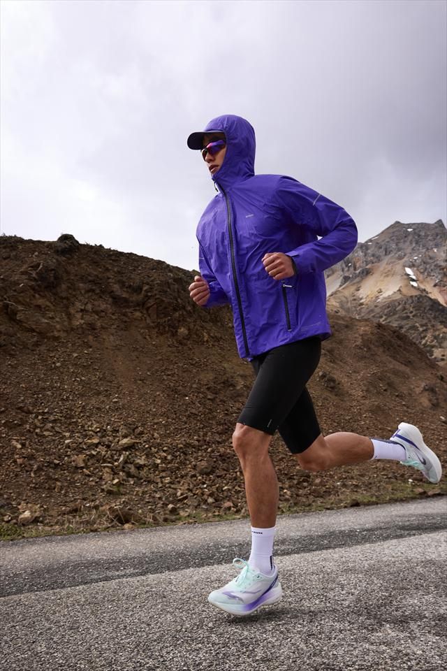 新品】KIPRUN(キプラン) ランニング レインジャケット JACKET RAIN RUN