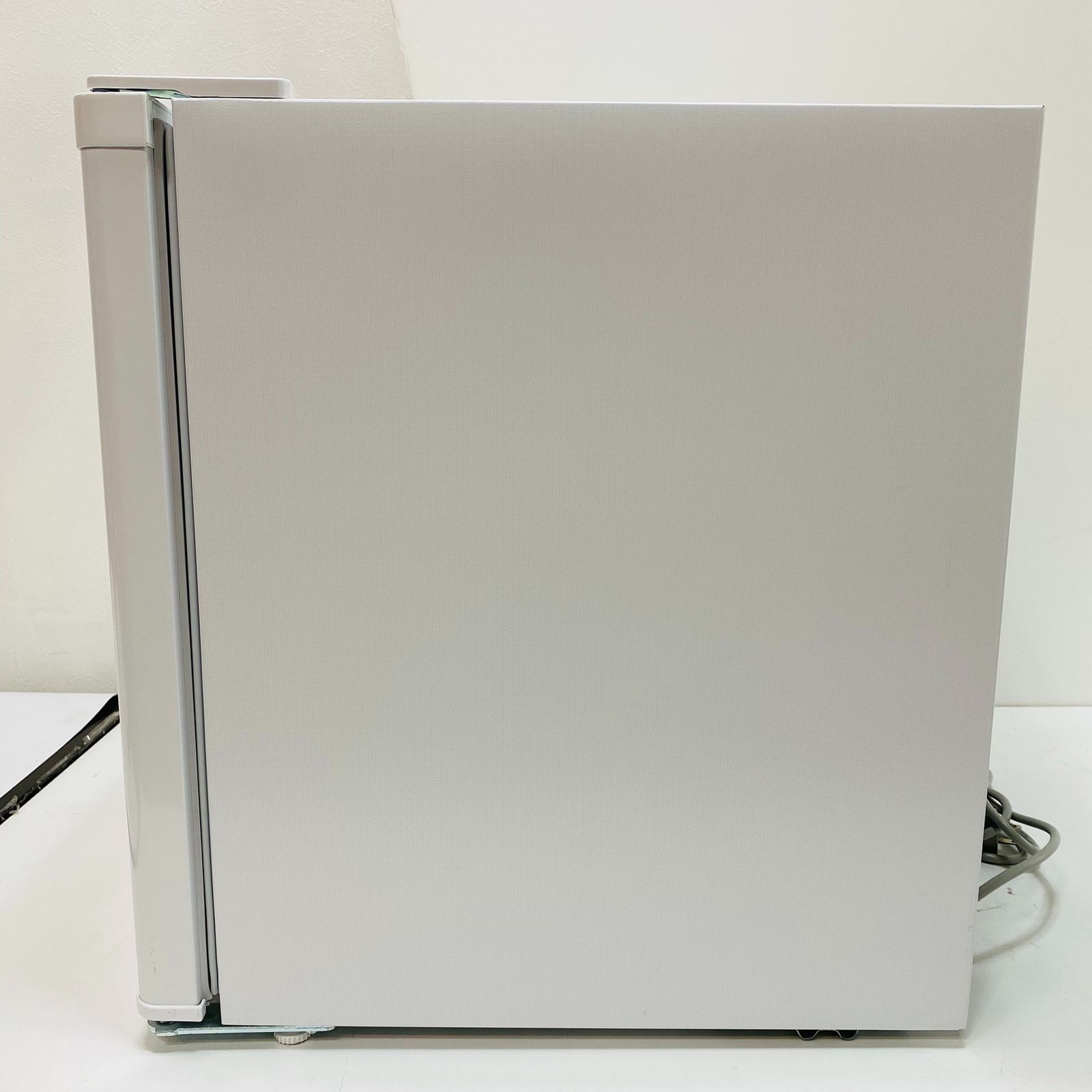 ハイアール Haier 小型冷凍庫 JF-NU33A 2023年製 33L 前開き式 1ドア 