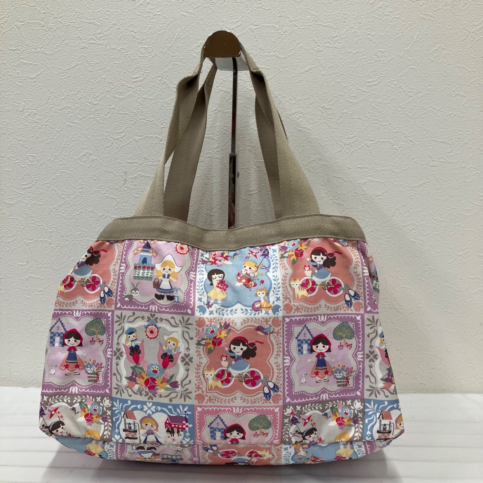 1102 LeSportsac レスポートサック 肩がけ トートバッグ コラボ Disney 