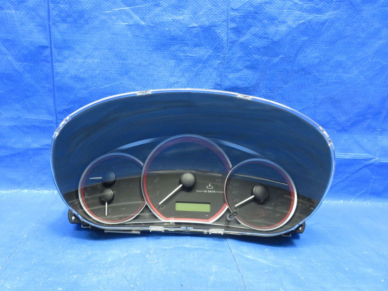LA9596*動作OK インプレッサ GVF/WRX STI スピードメーター タコメーター AT車/純正 85001FG790 走行距離:不明 /GRB GVB GRF　※小傷