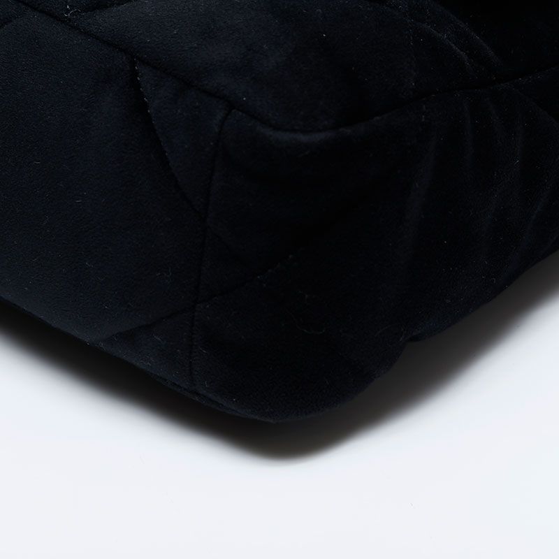 シャネル CHANEL 30番台 ベルベット Chanel19 ショルダーバッグ【中古】 CHANEL シャネル ショルダーバッグ 30番台 ベルベット Chanel19【中古