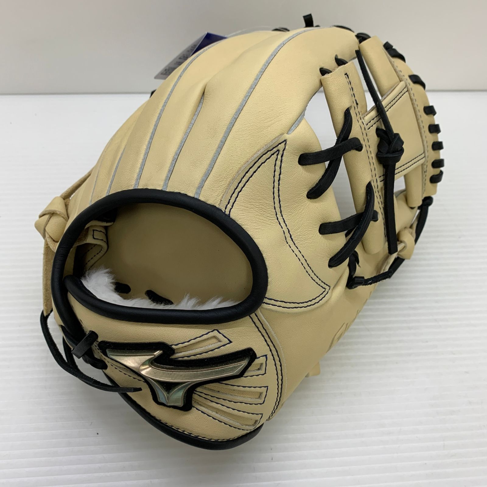 ミズノ MIZUNO グローバルエリート ソフトボール用 大人 一般 内野手用 