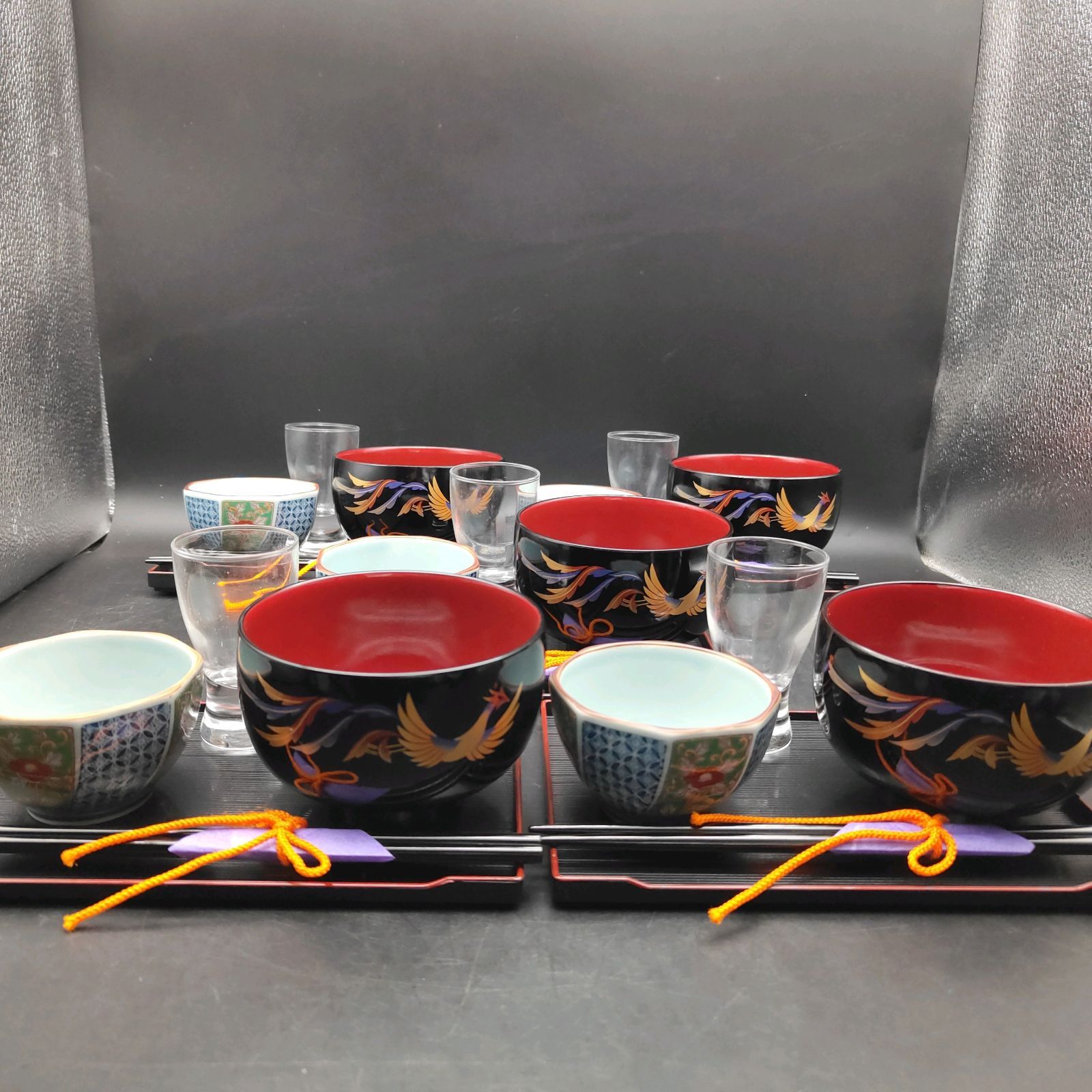 美術品・アンティーク・コレクション 漆器盆と椀のセット
