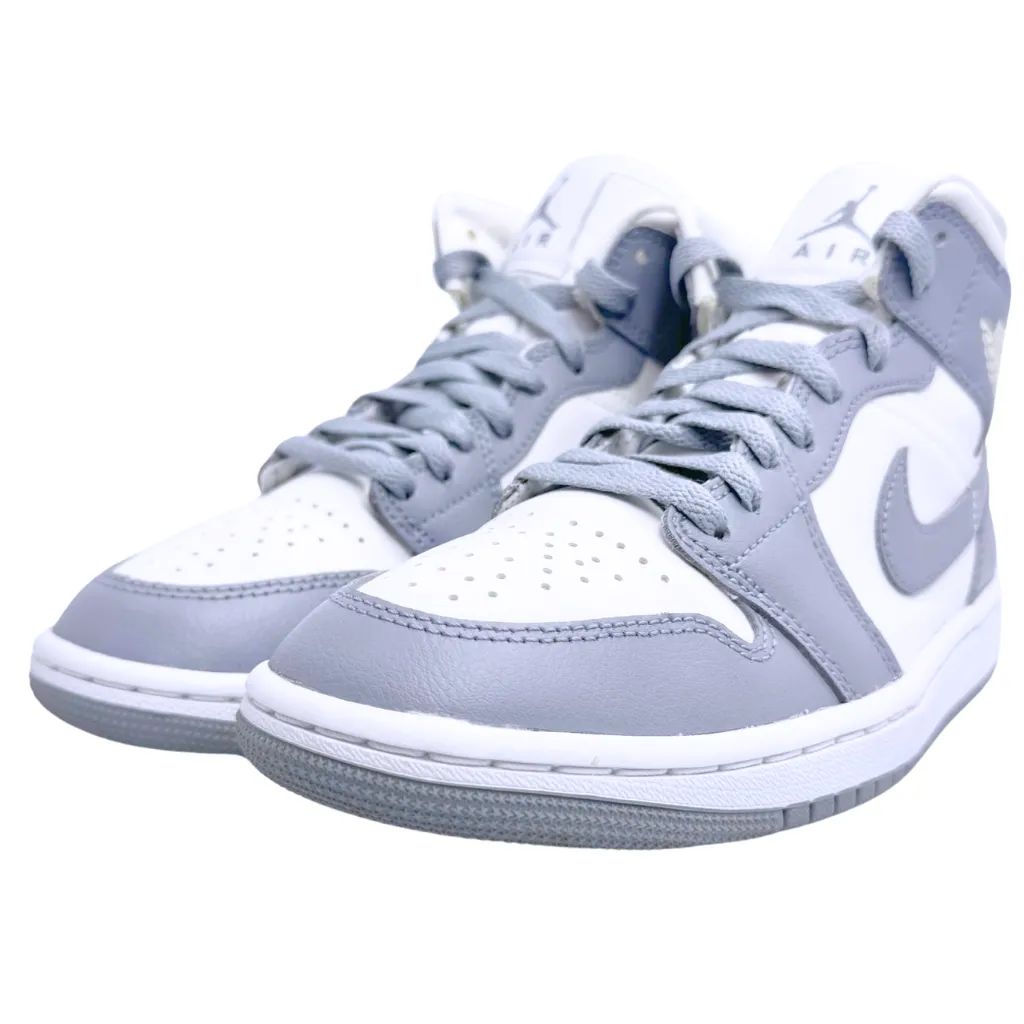 NIKE AIR JORDAN 1 MID 