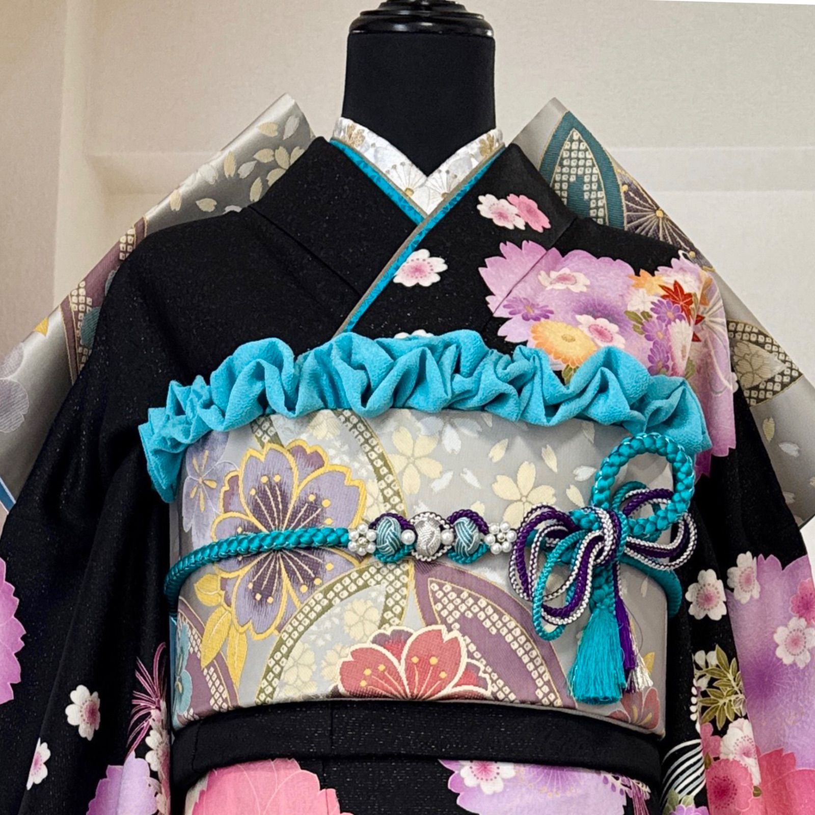 豪華振袖セット 古典柄・金通し地・黒地・駒刺繍・fs0123 - メルカリ