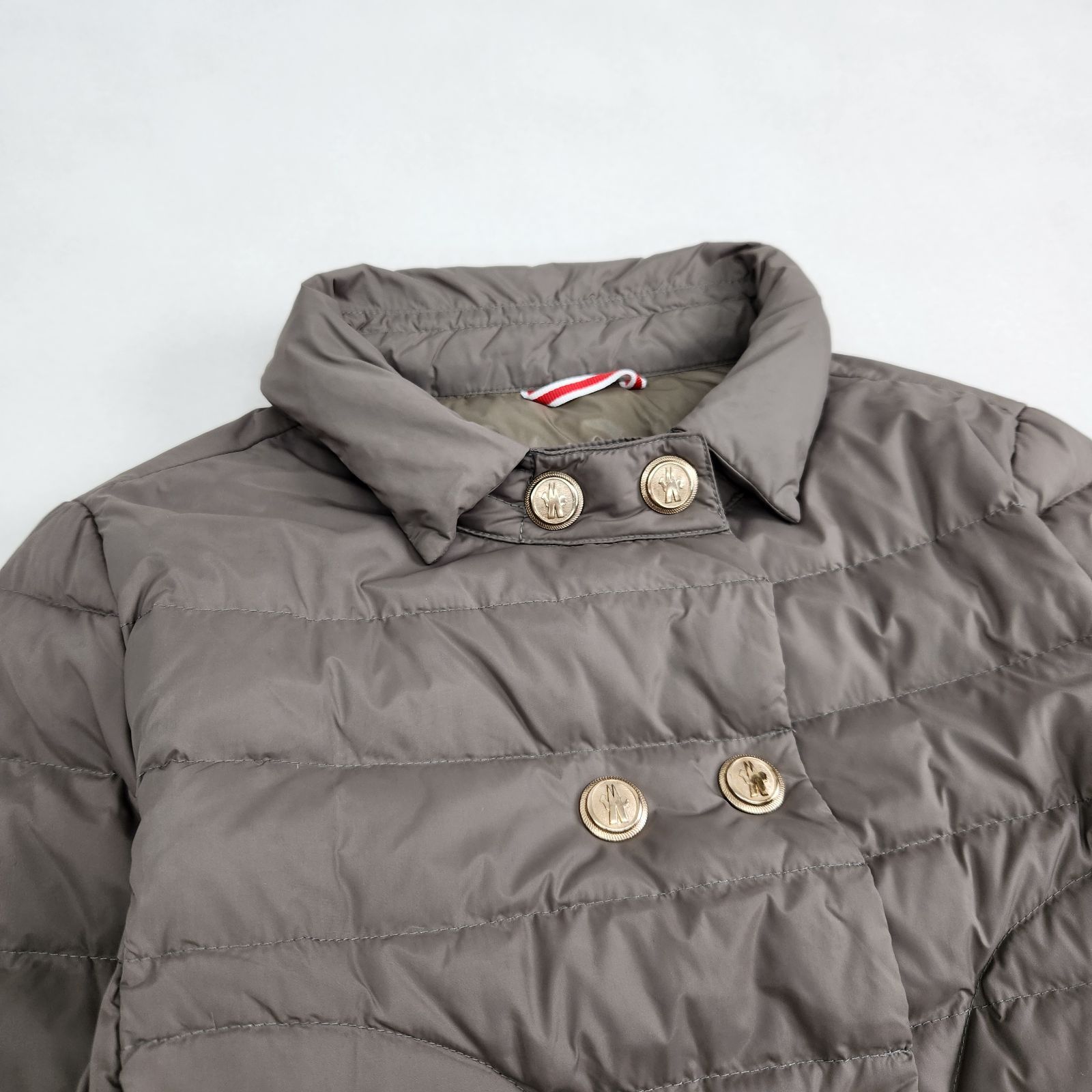 MONCLER ダウンジャケット モンクレール ショート丈 ライト 金ボタン 