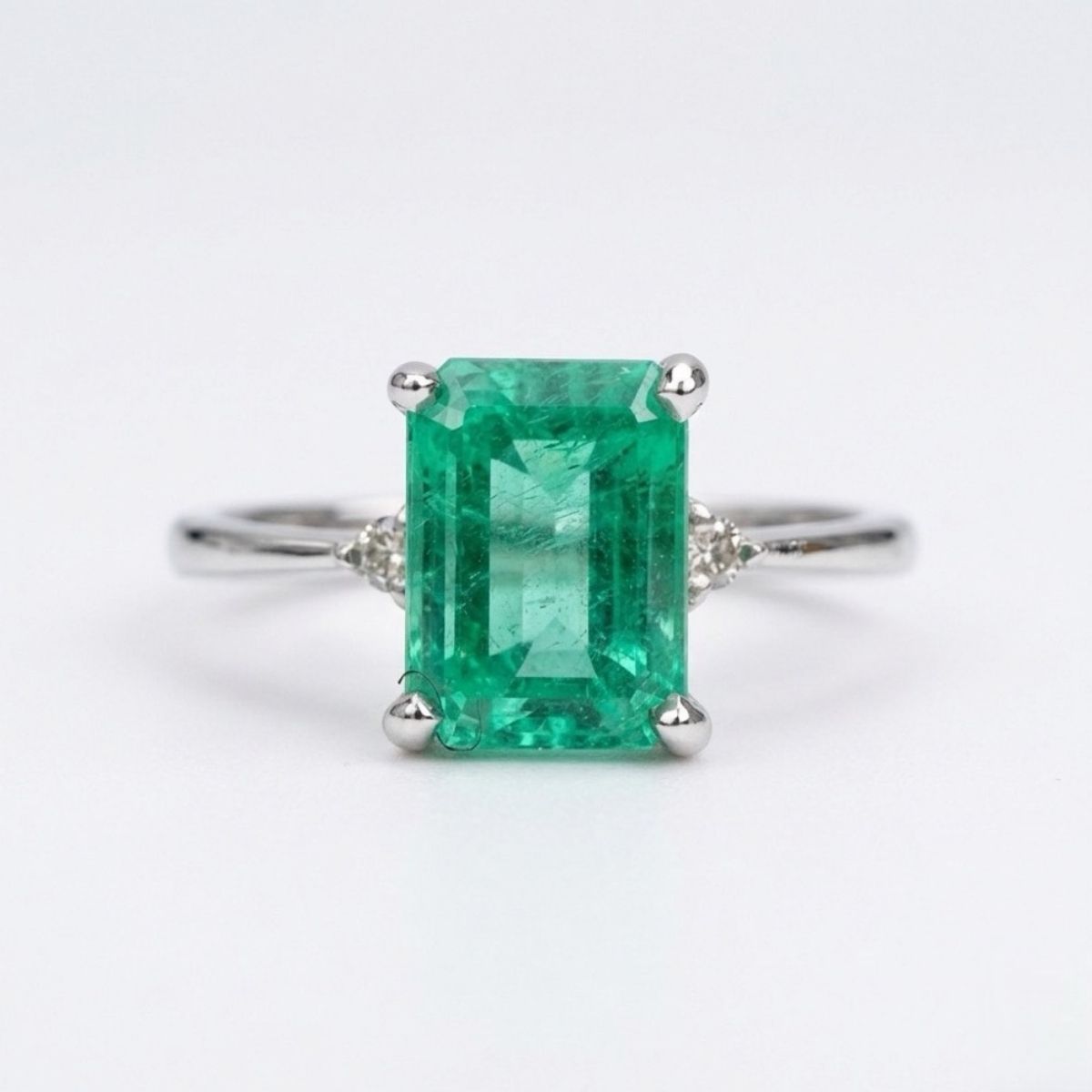 K18 エメラルド1.00ct ダイヤモンド0.03ct リング - メルカリ