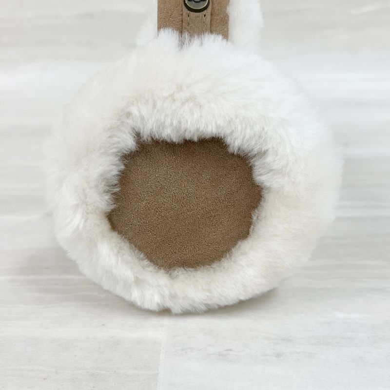 新品】 UGG アグ イヤーマフラー イヤマフ シープスキン ベージュ系