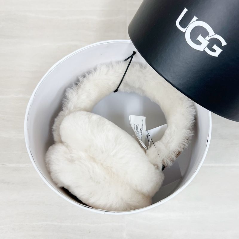 新品】 UGG アグ イヤーマフラー イヤマフ シープスキン ベージュ系