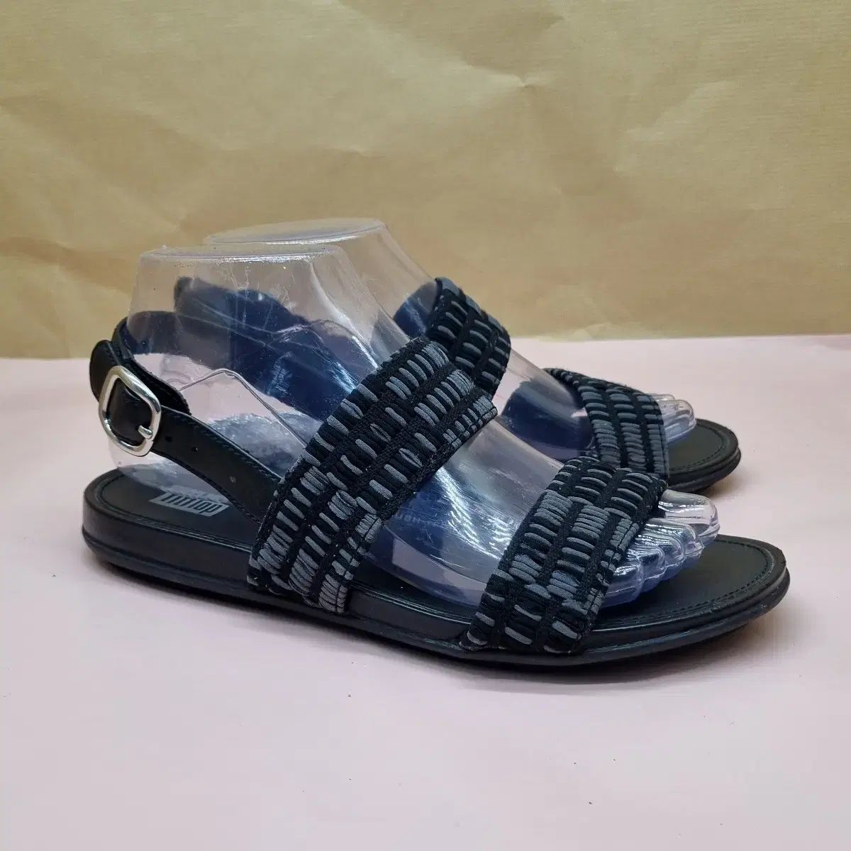 FITFLOP フィットフロップ レディースサンダル 230 - メルカリ