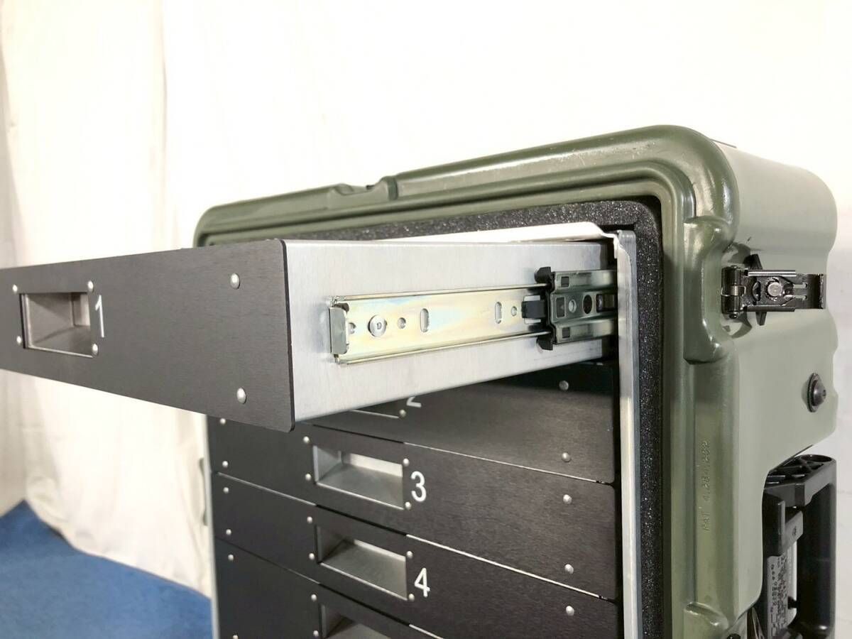 ◎ ラスト【米軍放出品】PELICAN/ペリカン 8ドロワーメディカルケース
