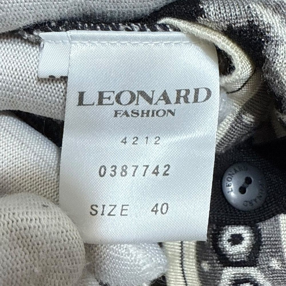 美品 LEONARD FASHION レオナールファッション シルク100％ ラインストーン ニット カーディガン サイズ40 ブラック レディース 古着 中古 USED 美品 LEONARD FASHION レオナールファッション シルク100％ ライン