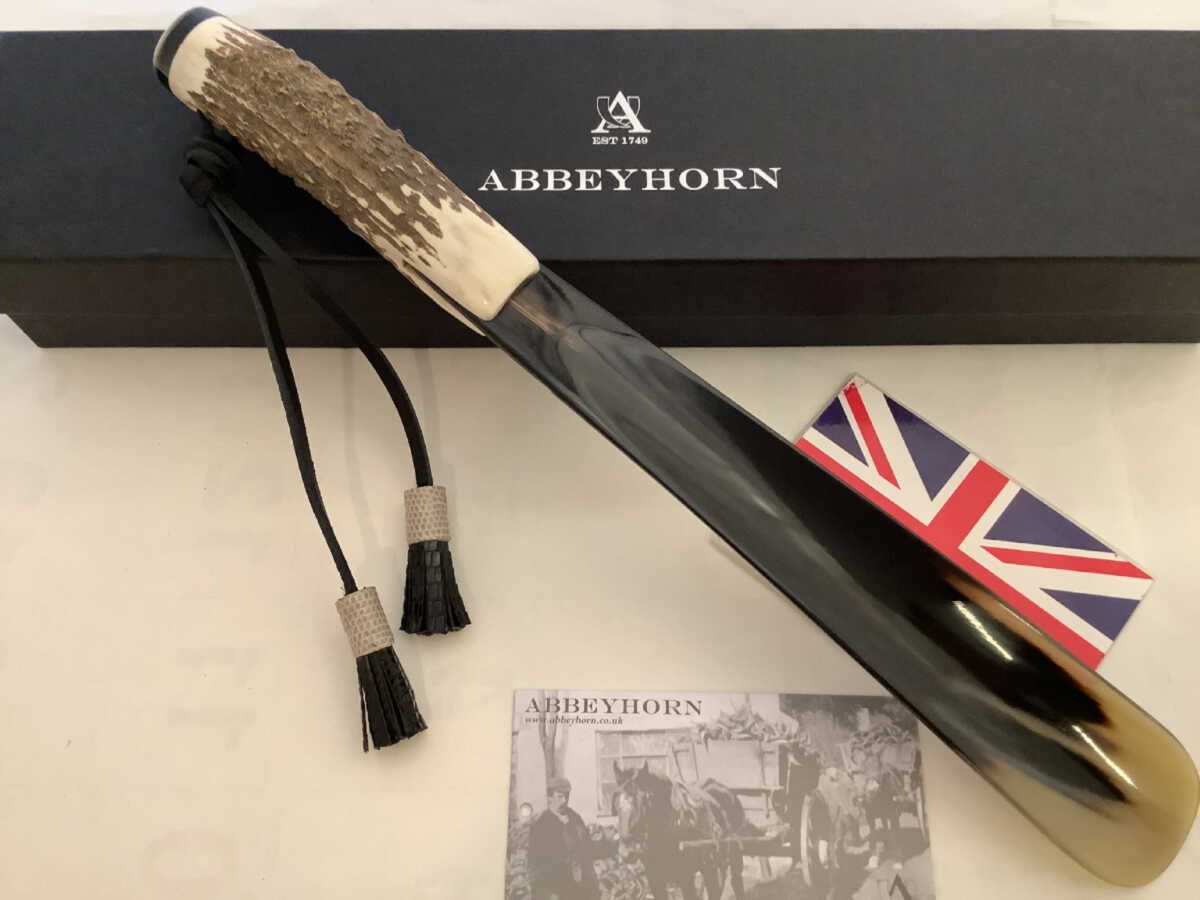 英国製 アビーホーン 30cm級 本水牛角 &鹿角withリザードタッセルヘビー級靴べら　純正箱S12/HV N038