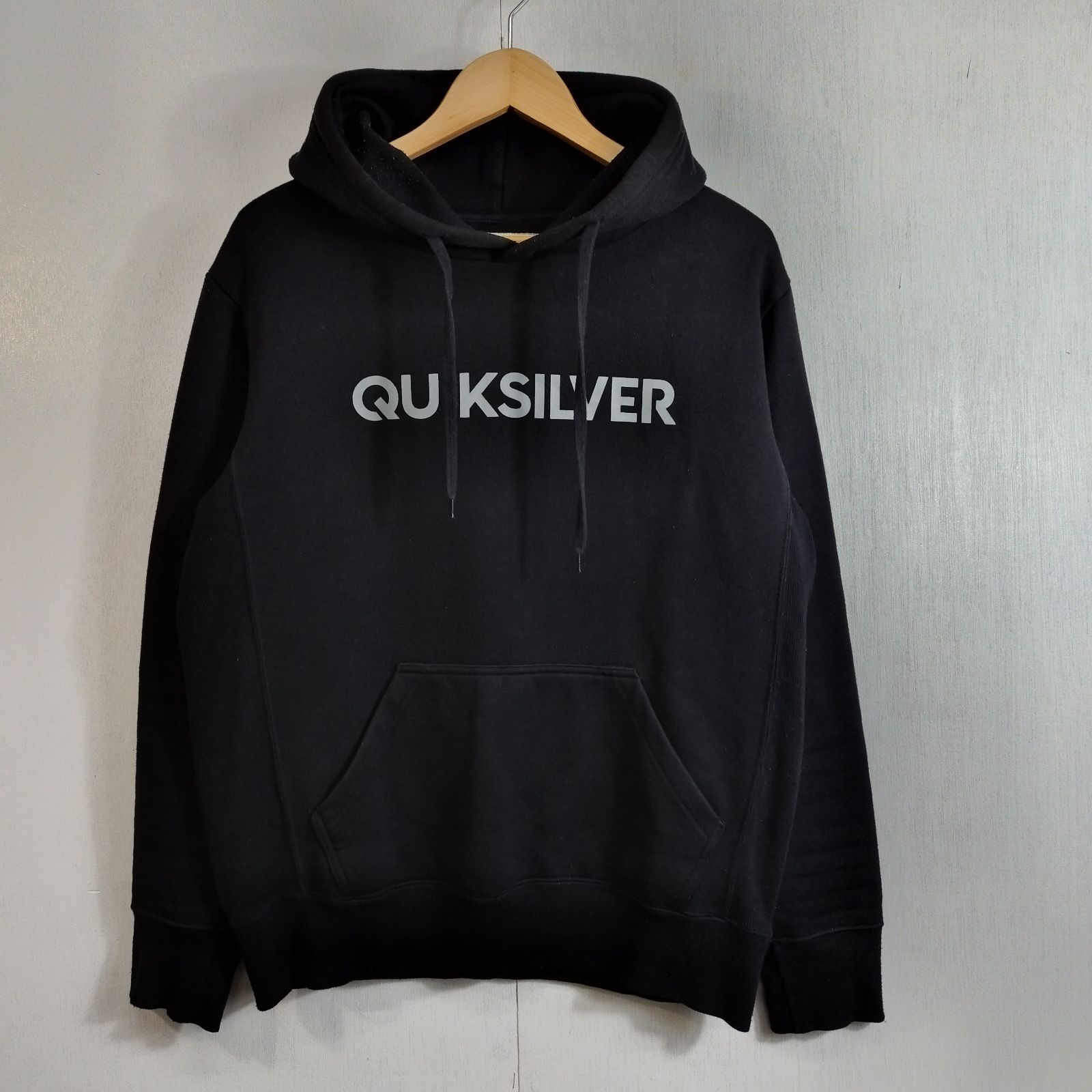 Quiksilver クイックシルバー プルオーバー パーカー フーディー 