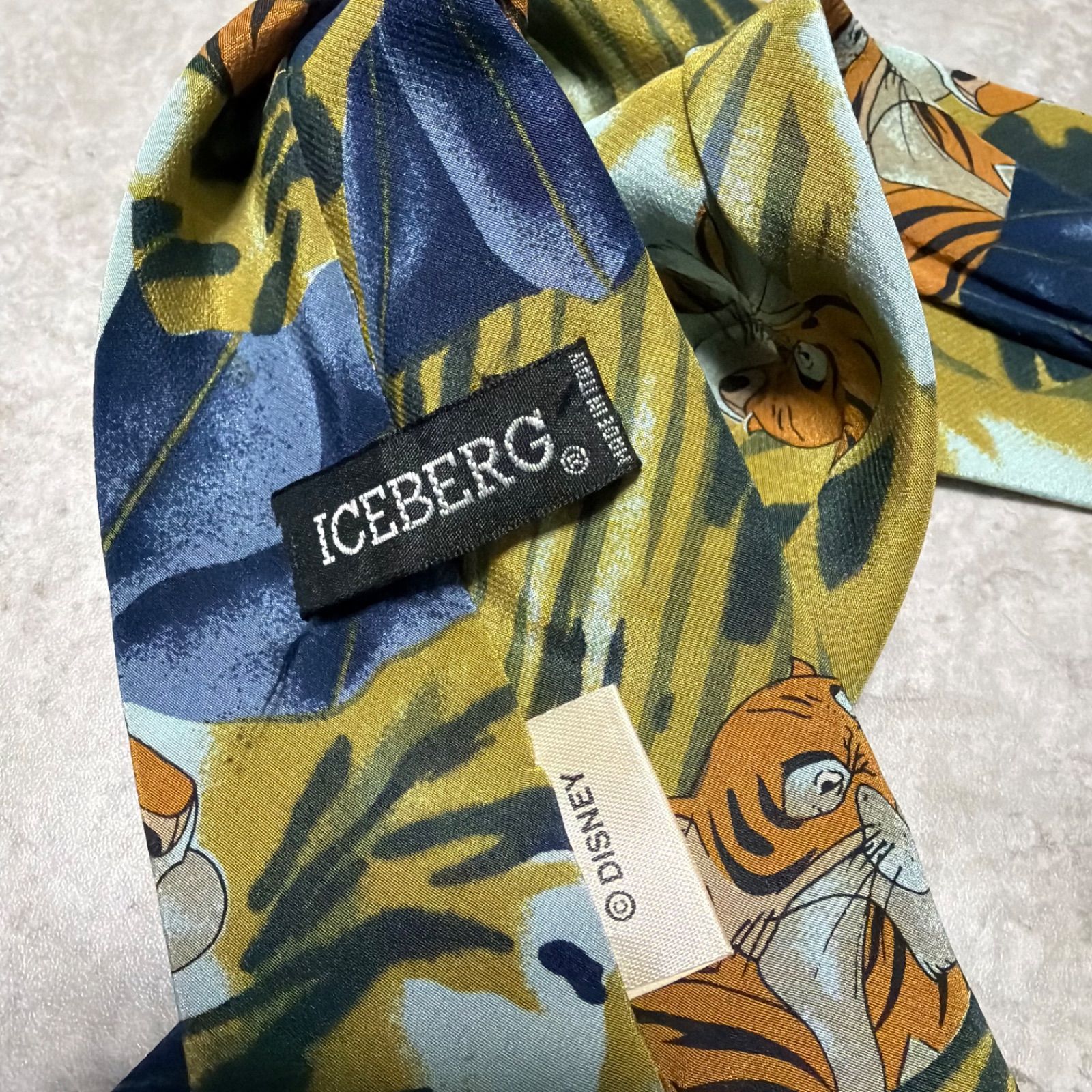 ヴィンテージ アイスバーグ ICEBERG アラジン ラジャー 虎 総柄 