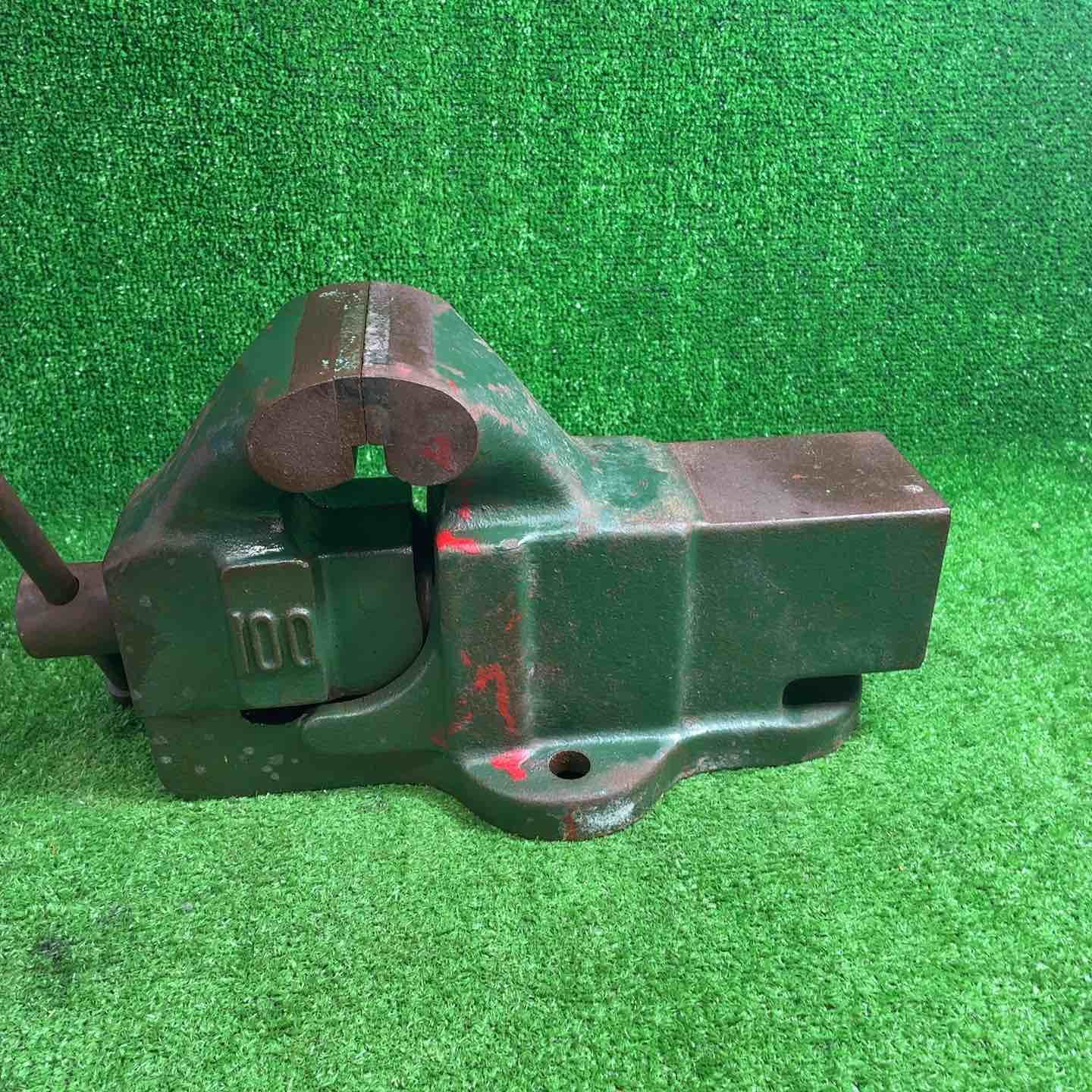 中古品】 日ノ出 HINODE リードバイス バイス 万力口金幅 100mm 【藤沢 