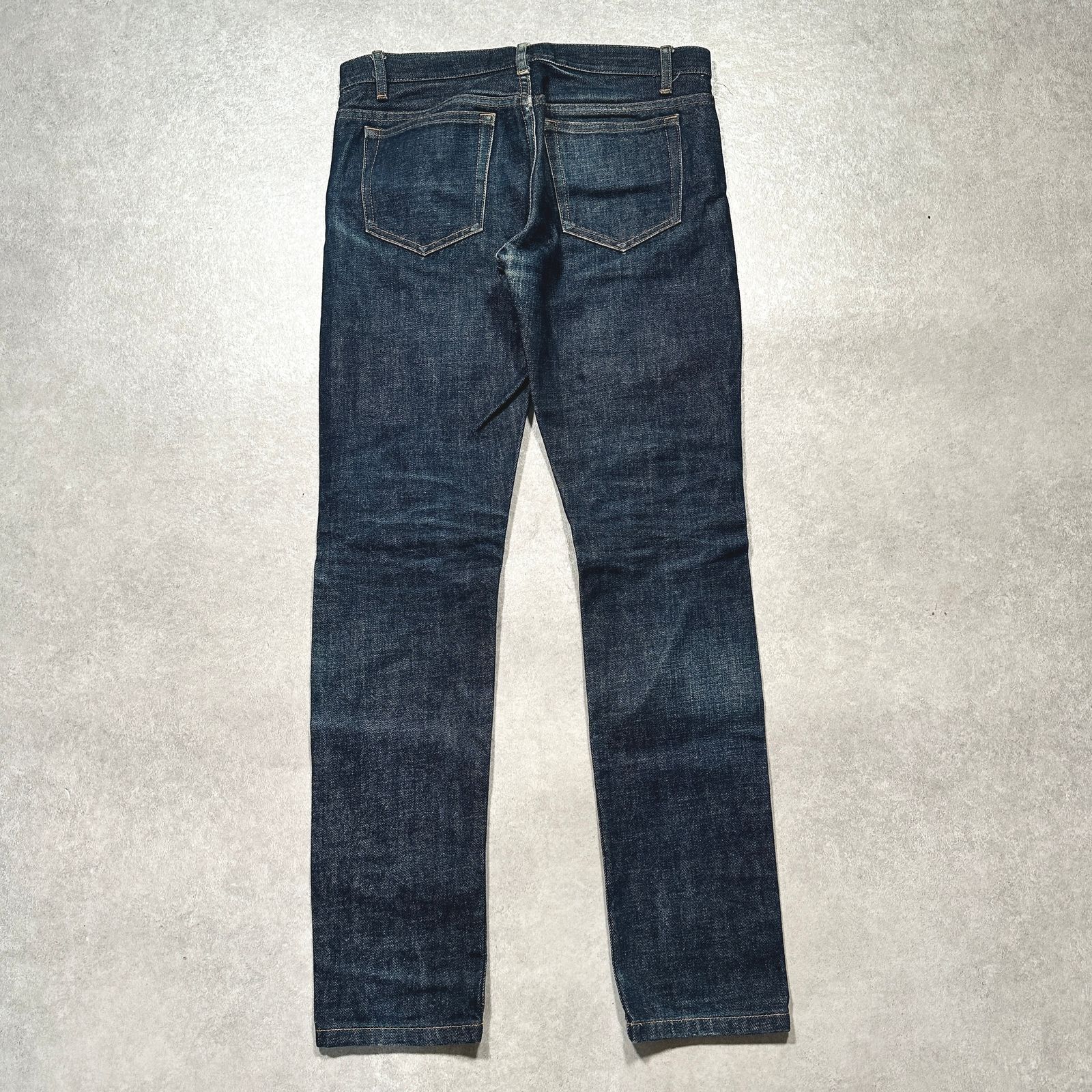 A.P.C アーペーセー 赤耳 デニム ジーパン ジーンズ 濃紺 ボタンフライ 