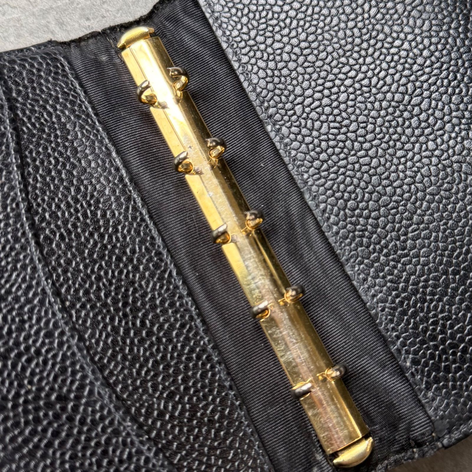 CHANEL シャネル ココマーク キャビアスキン 手帳カバー CHANEL シャネル ココマーク キャビアスキン 手帳カバー