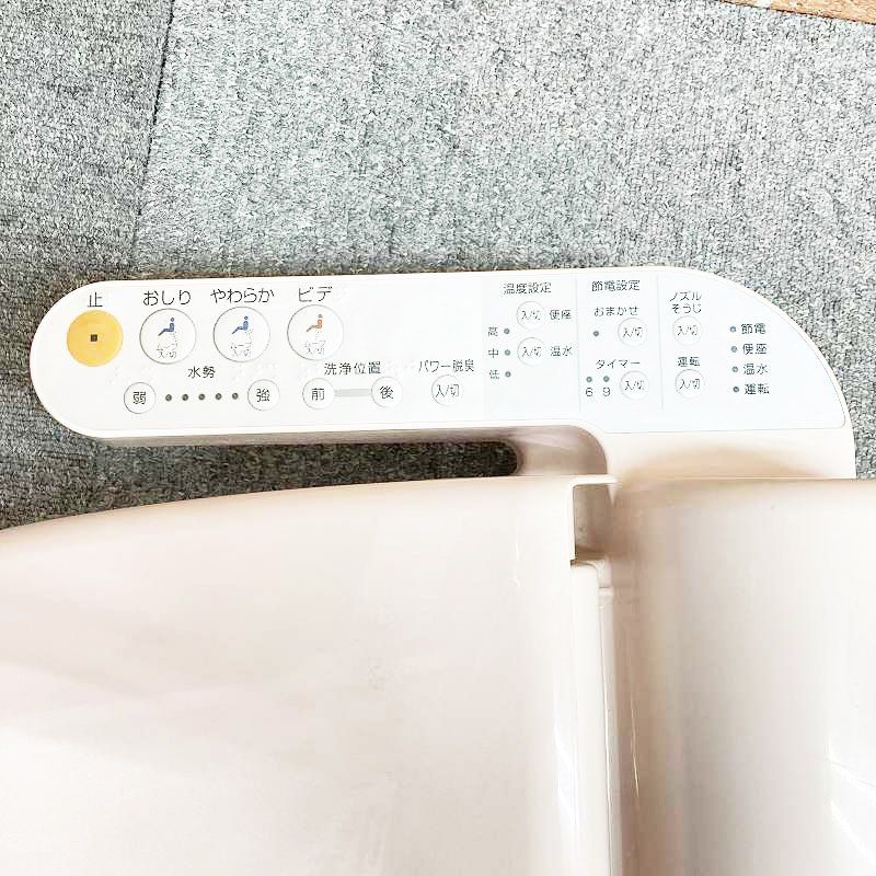 中古品】【ジャンク扱い】 TOTO 電気温水便座 ウォシュレット シャワー 中古品】【ジャンク扱い】 TOTO 電気温水便座 ウォシュレット シャワー