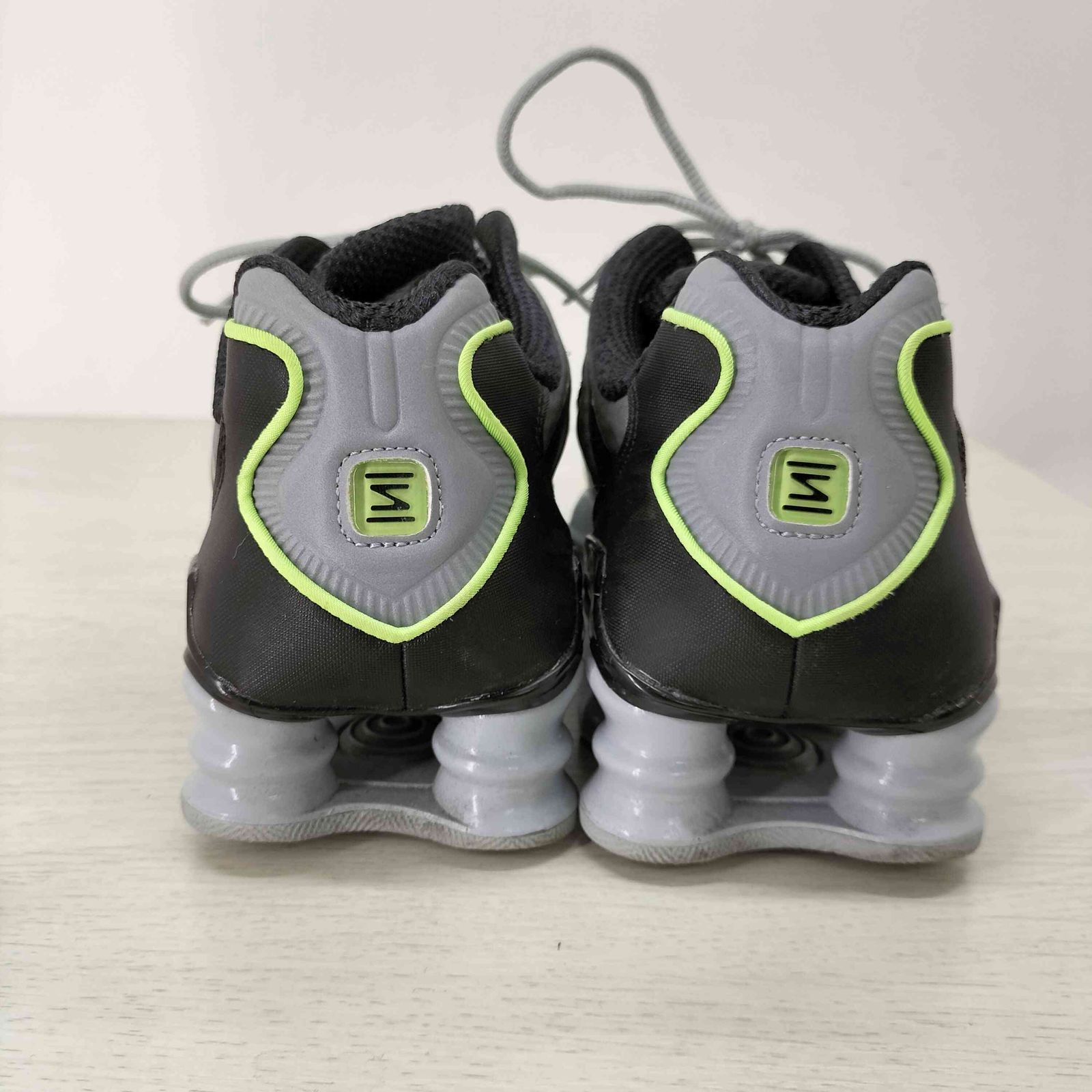 ナイキ NIKE SHOX TL WOLF GREY/LIME BLAST-BLACK メンズ JPN：26.5 