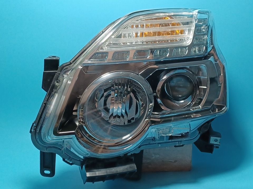エクストレイル LDA-DNT31 右ヘッドライト イチコ 26010-3UB5A 