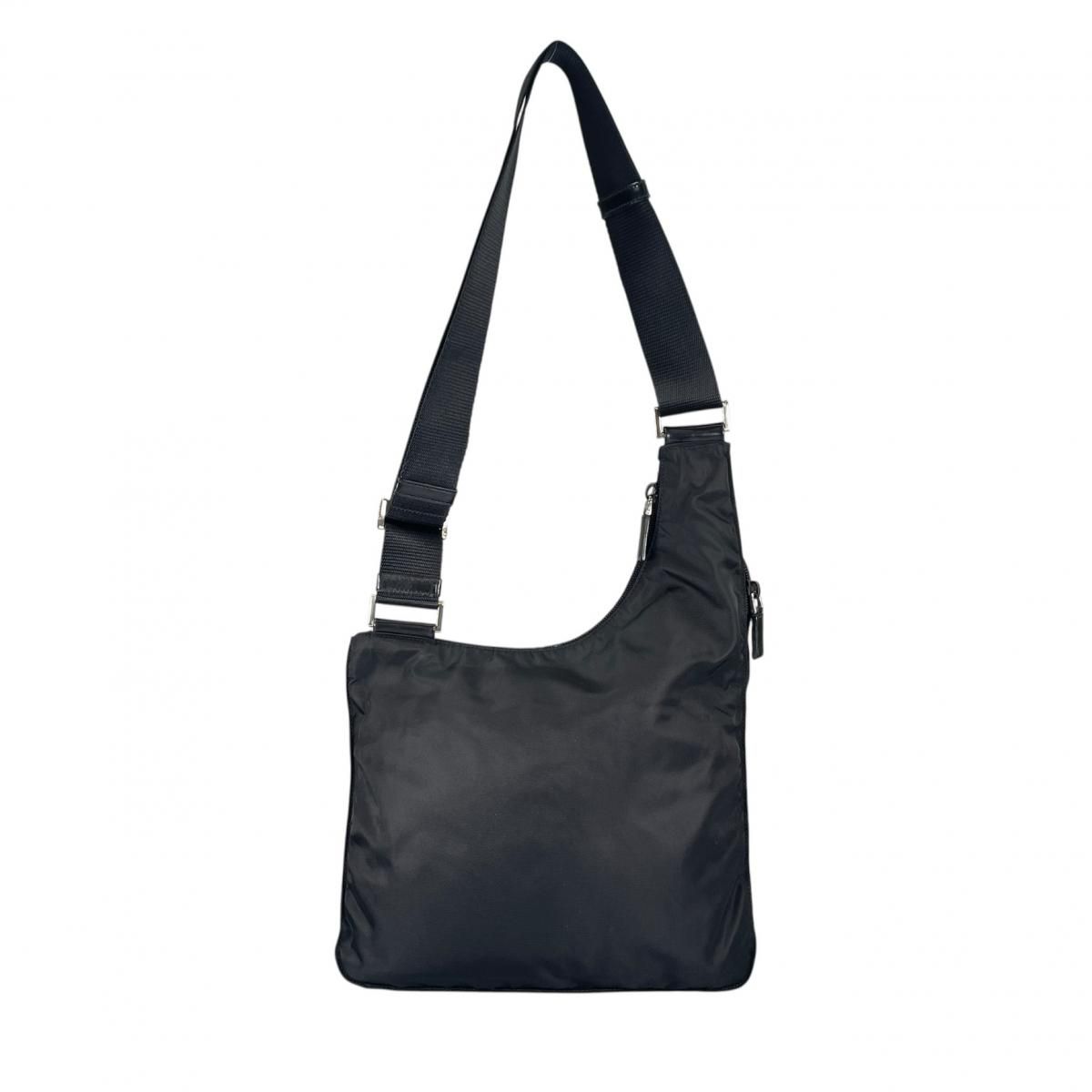 □お取り引き完了／【ほぼ新品】PRADA プラダクロスショルダーバッグ 