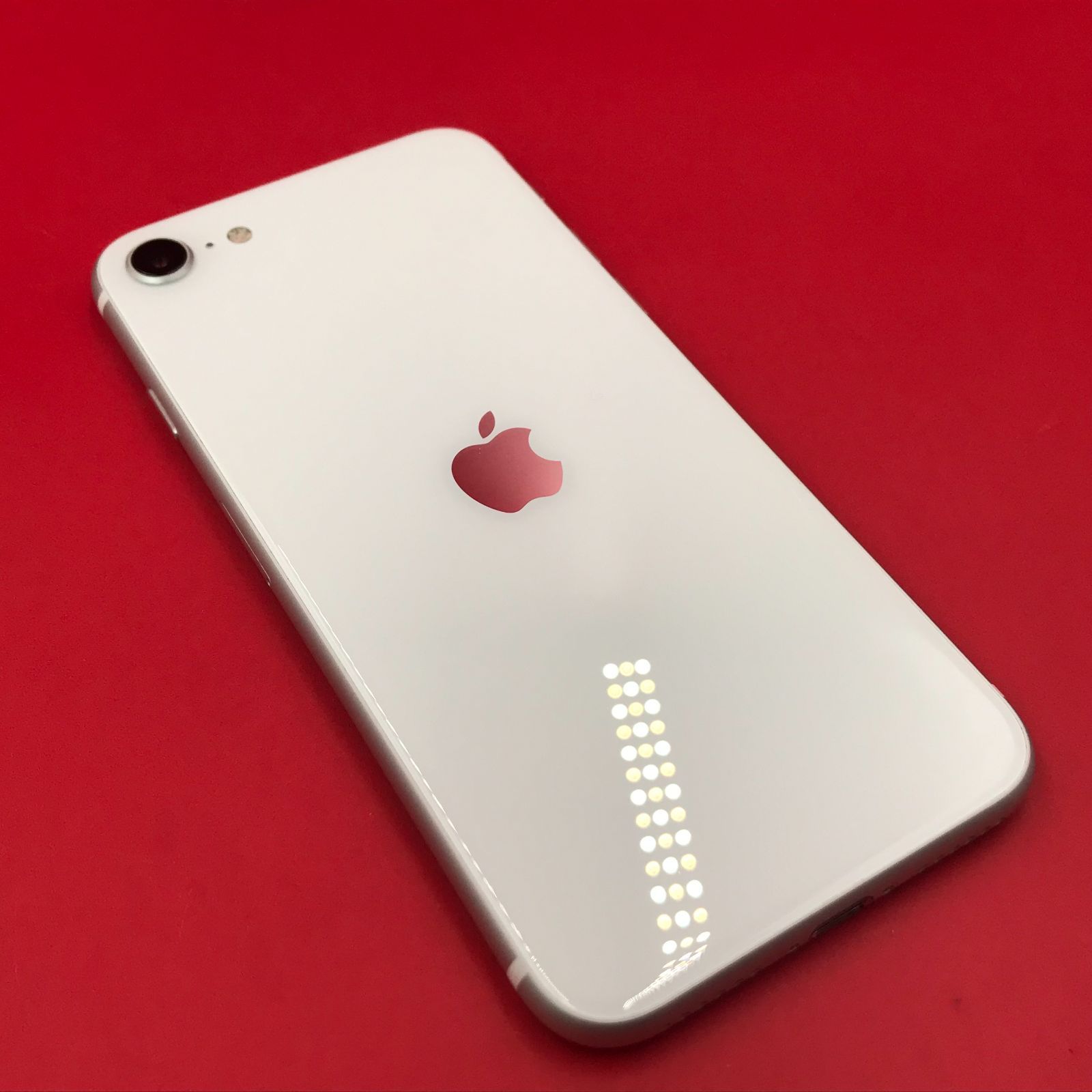 スマートフォン・携帯電話 【ジャンク品】iPhone SE 第2世代