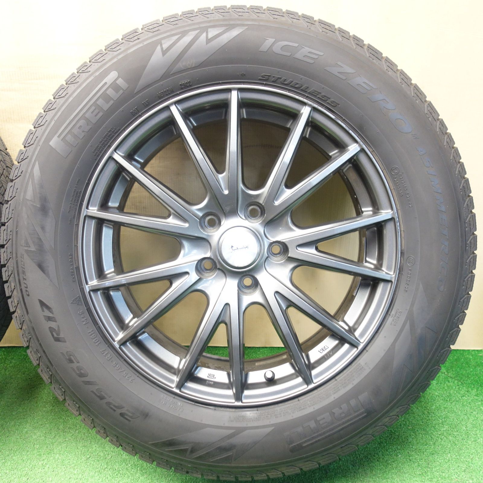 バリ溝！22年！9分☆スタッドレス 225/65R17 ピレリ アイスゼロ 