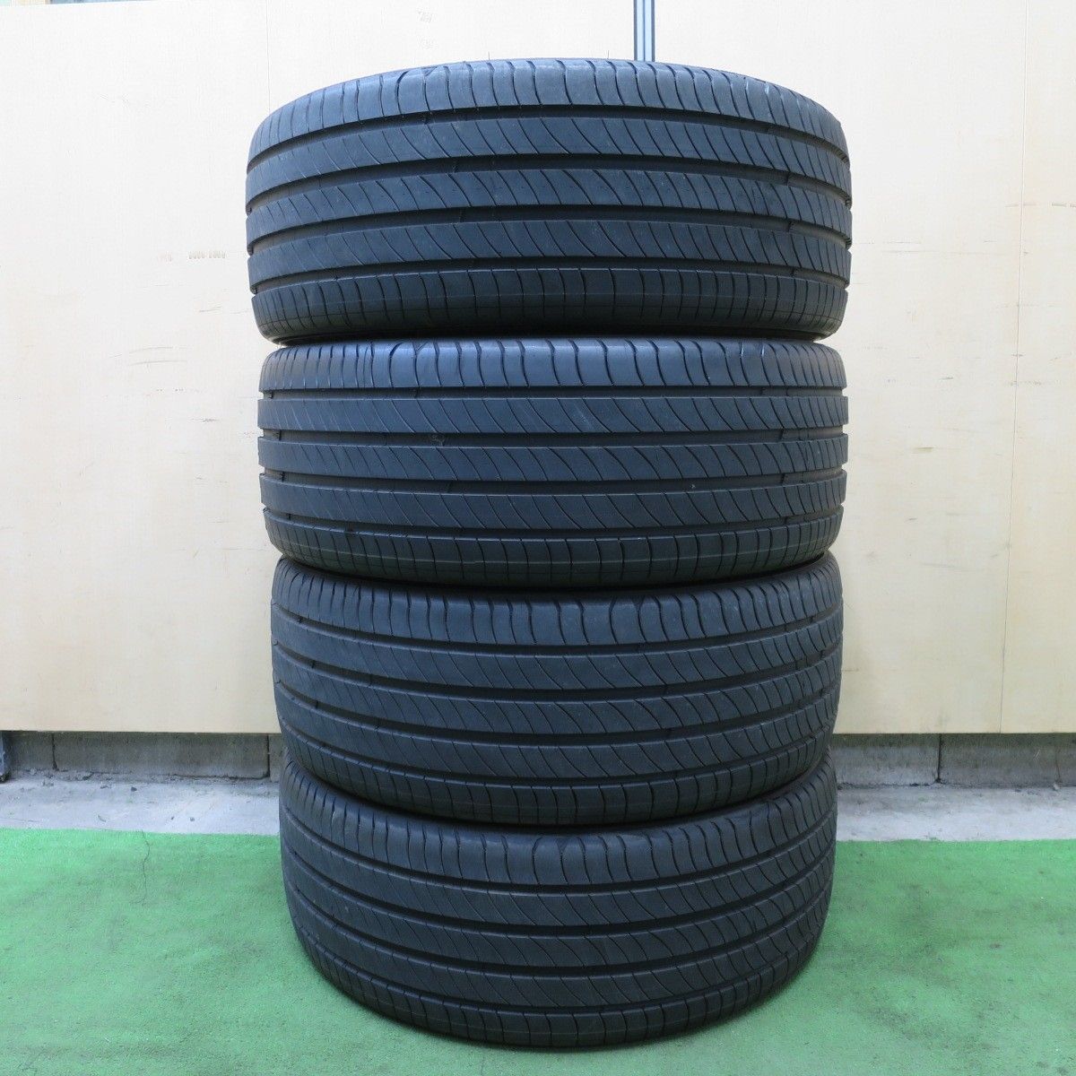 新車外し！25年★225/45R21 ミシュラン e・PRIMACY eプライマシー タイヤ 21インチ クラウン クロスオーバー 等★6031801NGノタ