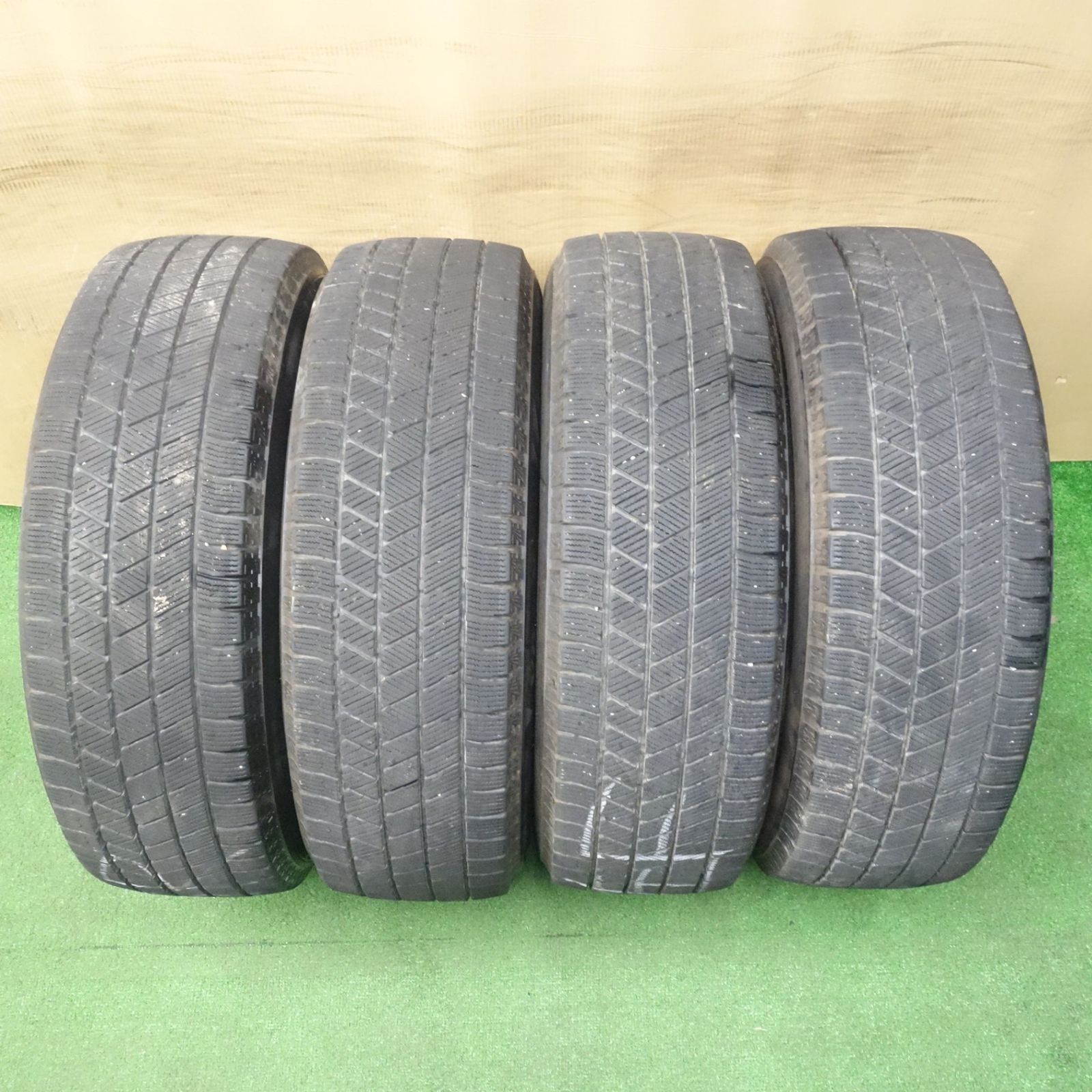 バリ溝！キレイ！9分☆プリウス 等 195/65R15 スタッドレス 