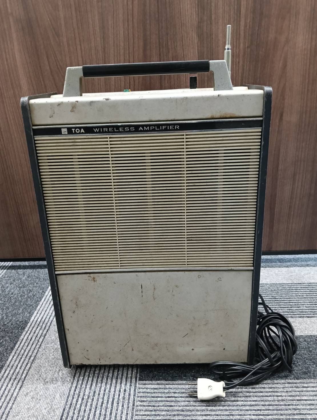中古品】 【通電確認済み】 TOA ワイヤレスアンプ WA-320-12