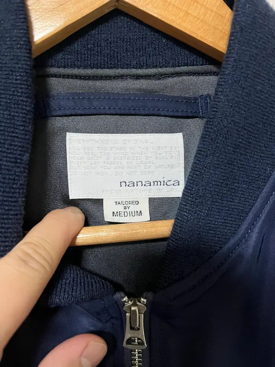 nanamica(ナナミカ) ブルゾン ma-1 ジャケット ネイビー M size - メルカリ