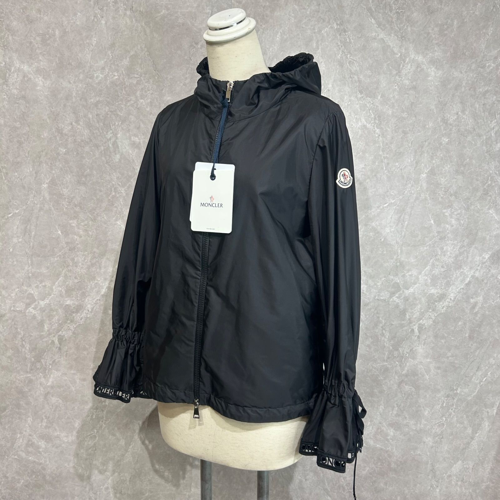 MONCLER ATLIN モンクレール　ナイロンジャケット　ブラック　美品 MONCLER ナイロンジャケット 黒 MONCLER (モンクレール) ナイロン