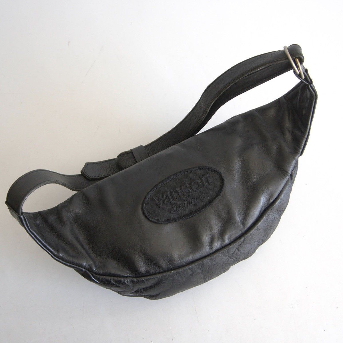 雰囲気抜群】VANSON【ファニーバッグ】レザー ボディバッグ バンソン 