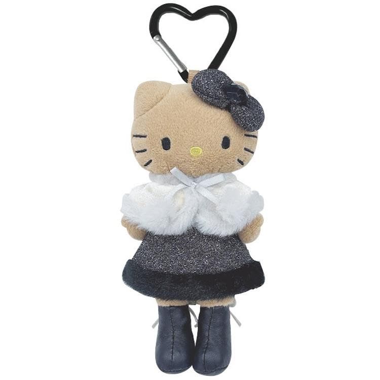 黒いポンチョを着たハローキティのぬいぐるみ ハローキティ スタイルアップマスコット ポンチョ - メルカリ