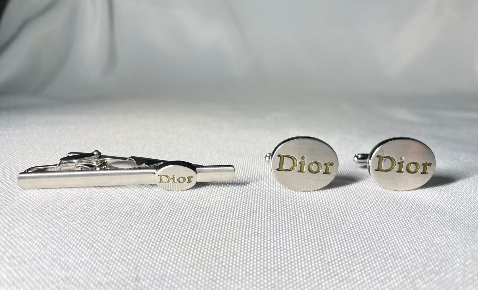 小物 美品 希少 Dior Homme ディオールオム Diorロゴ 艶消しシルバー