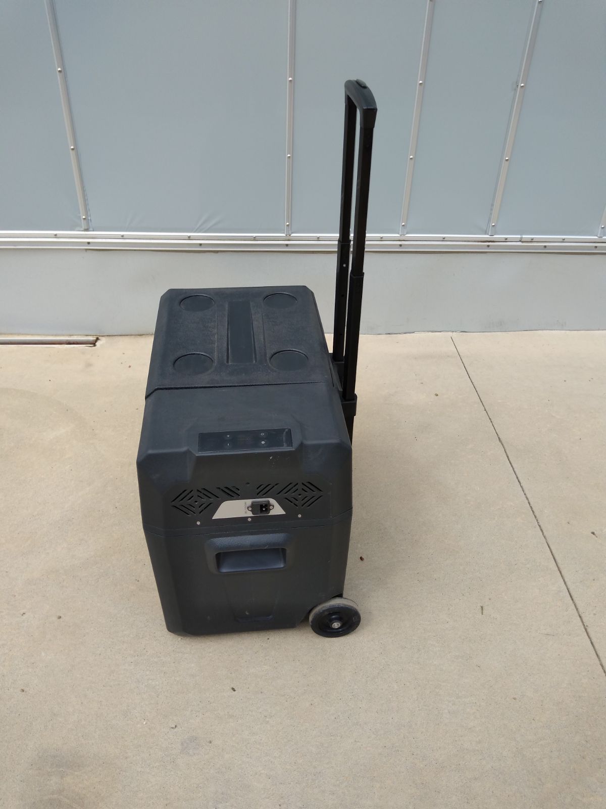 【中古・美品】ボナルカ(bonarca) 車載冷蔵庫 40L Bonarca 車載冷蔵庫40L（中古） - メルカリ