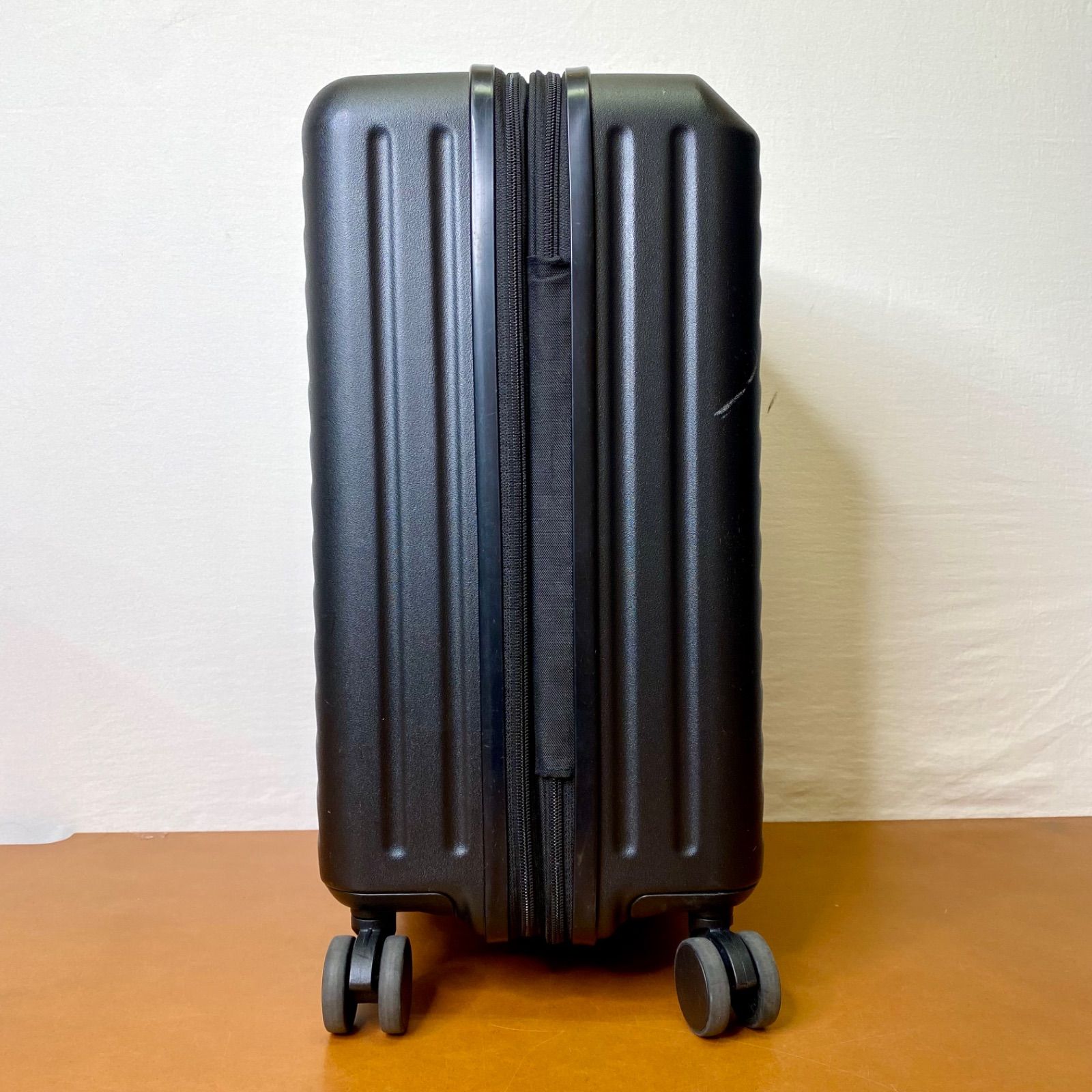 エース イグザクト 機内持込みサイズ スーツケース ブラック 黒 37L