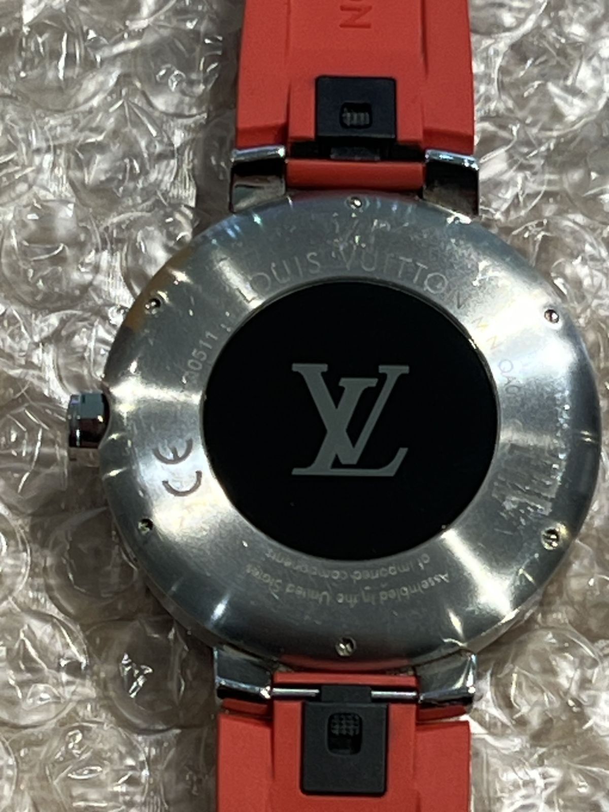 新品バッテリー搭載】スマートウォッチ LOUIS VUITTON 革ベルト ルイ