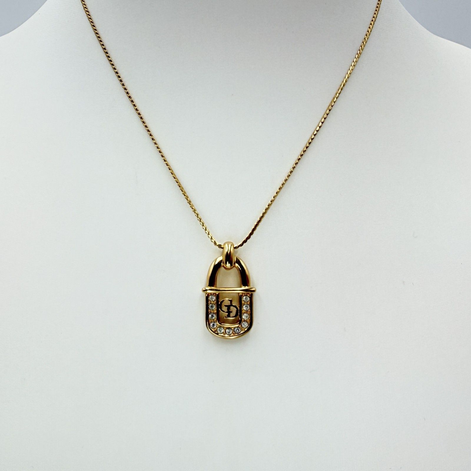 Christian Dior（クリスチャンディオール） パドロックモチーフ 