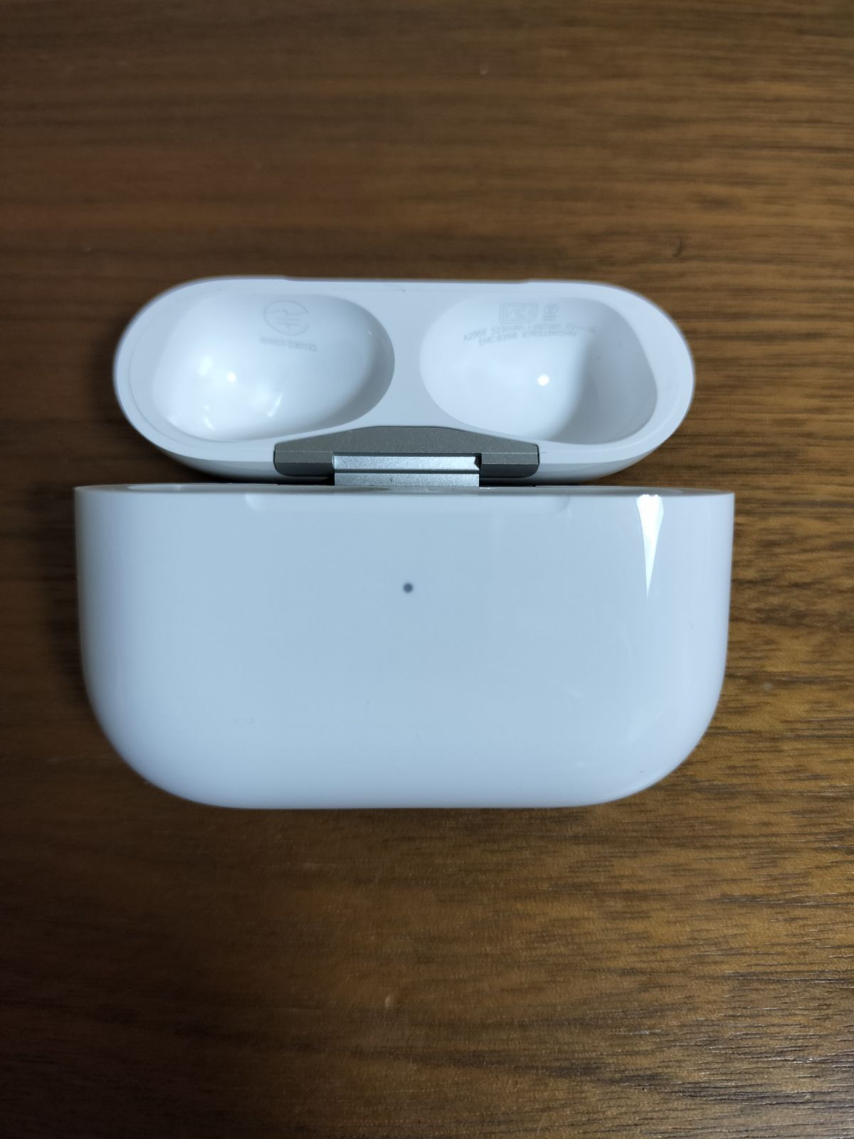 AirPodsPro2 usb-C Apple純正 極美品 オマケ→ 保護ケース 【公式通販】
