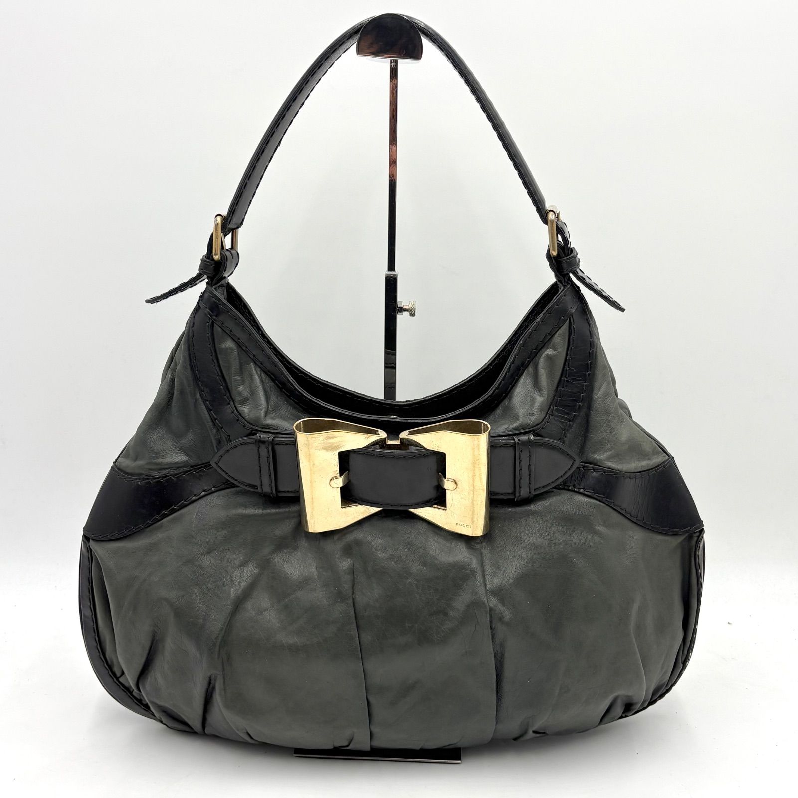 GUCCI グッチ Y2K クイーンホーボー レザー ワンショルダーバッグ 