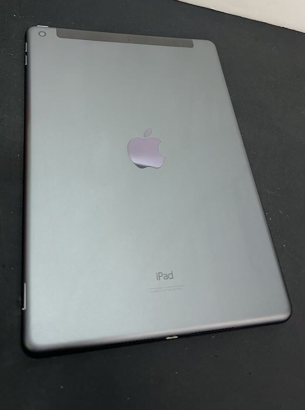 iPad 第9世代 Cellular 64GB スペースグレイ 中古 - メルカリ