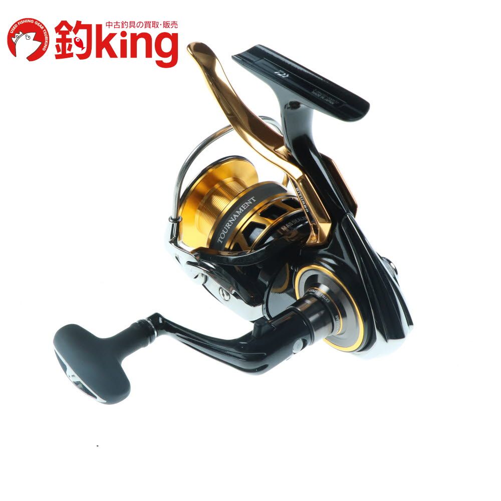 中古/美品】 ダイワ 22 トーナメント ISO 2500XH-LBD 18トーナメント