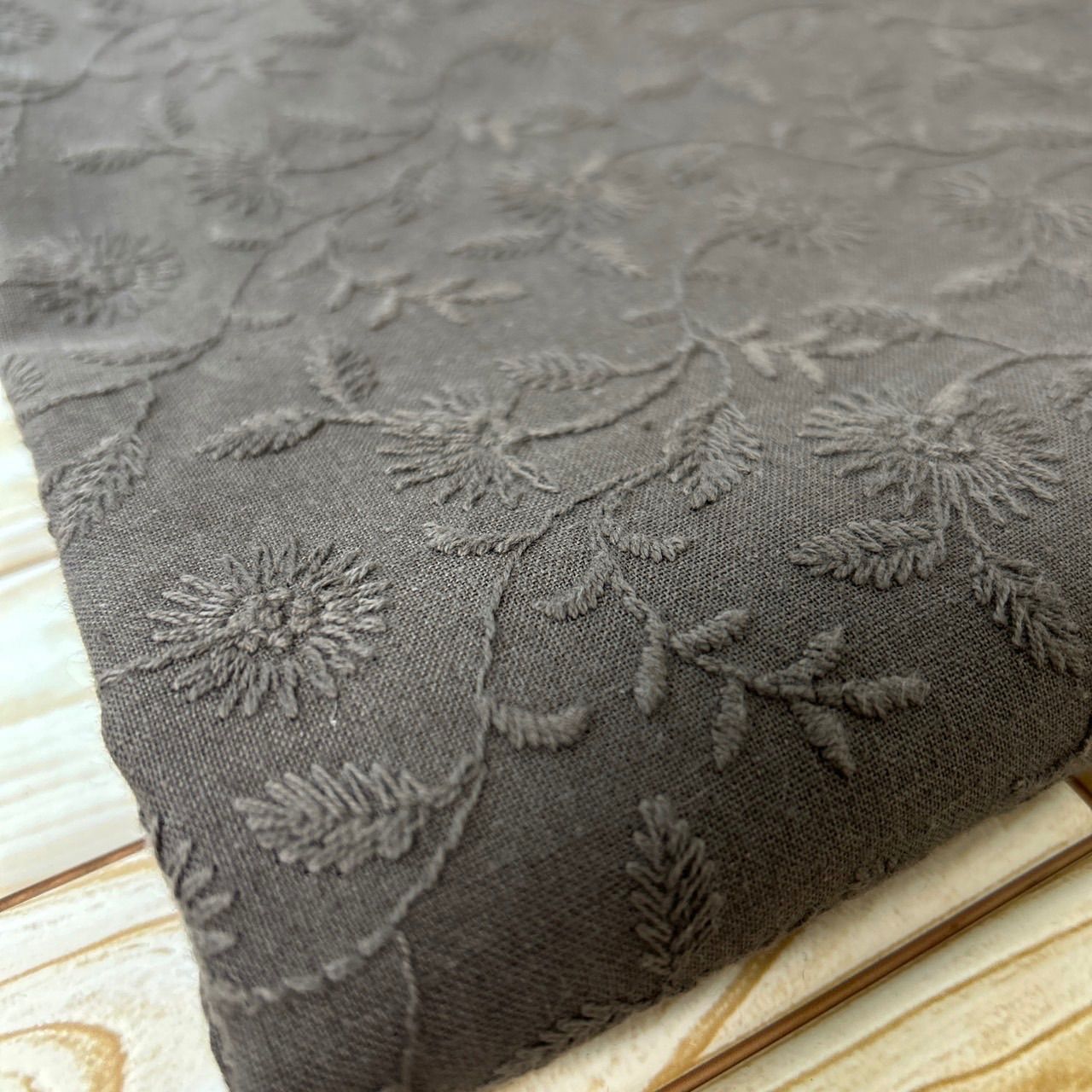tonton様専用　刺繍生地×2点